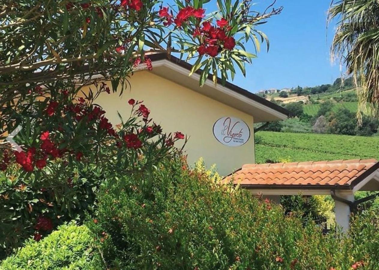 Vigneto - Italian Restaurant & B&B Villa Rosa Di Martinsicuro Екстер'єр фото